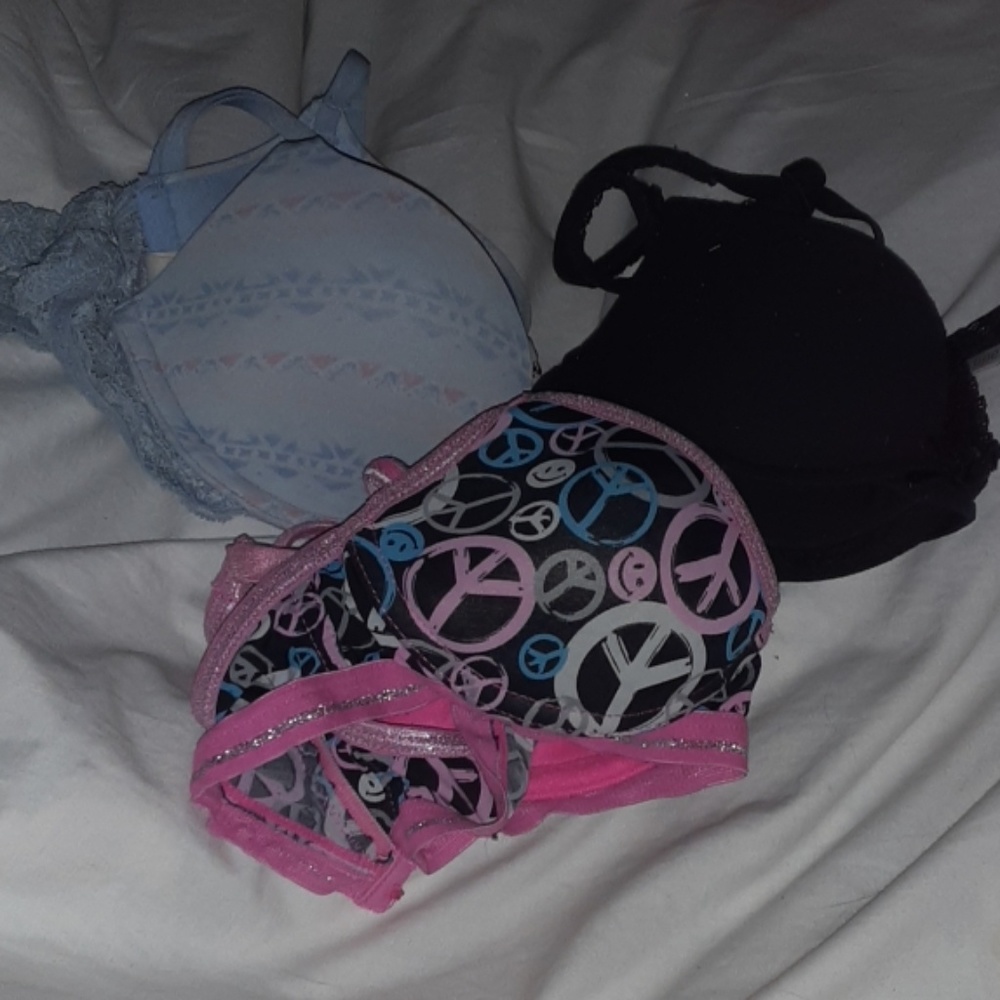 3 girls bras